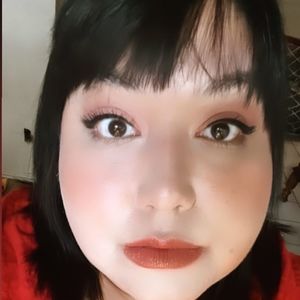 Meet your Posher, Posh